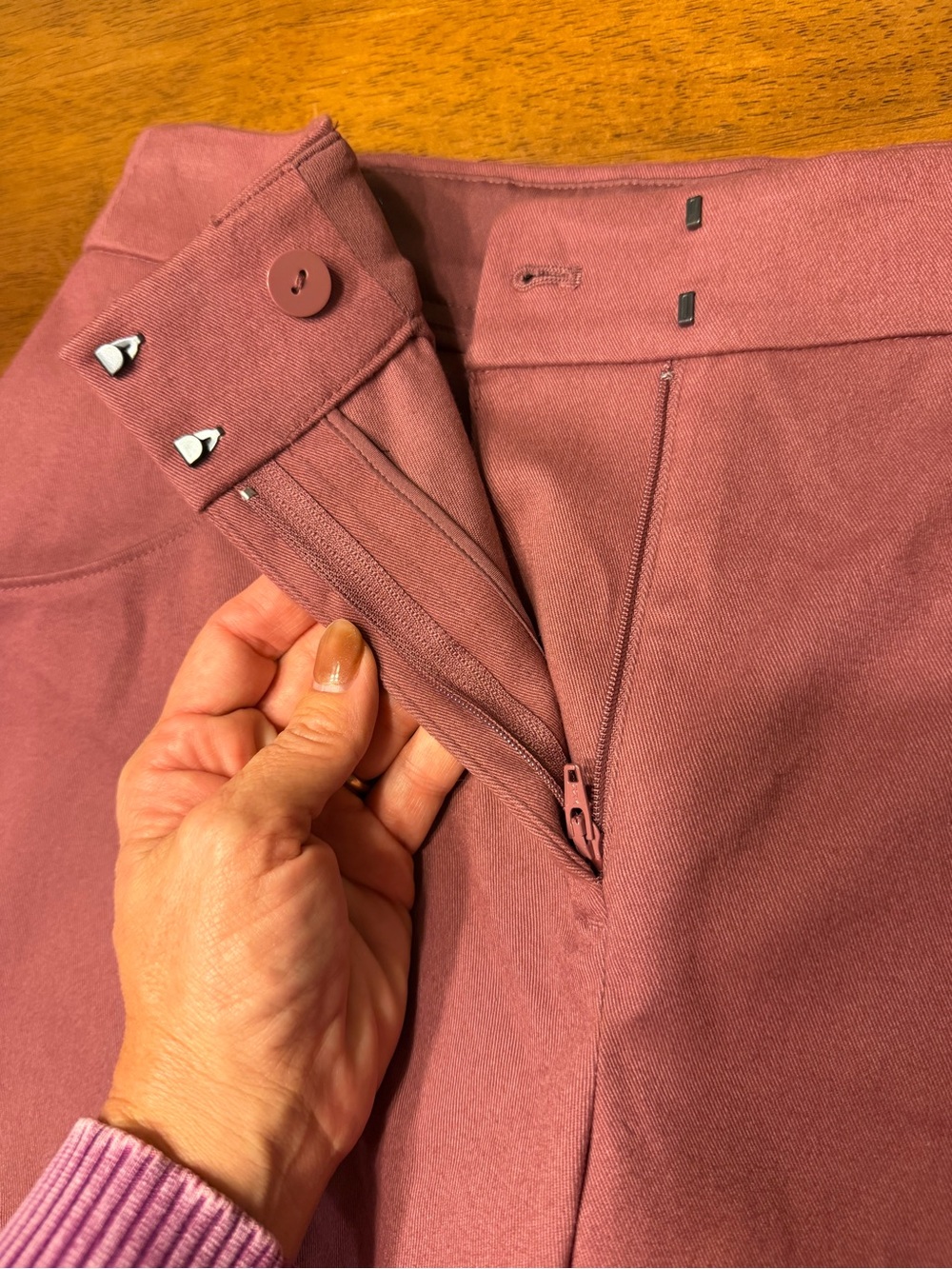 NWT Express Wide-Leg Cargo Chinos in Dusty Rose Size 6R MSRP $88 - Picture 5 of 10